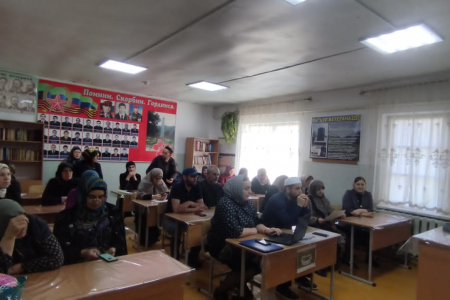 Первомайские мероприятия профсоюза образования района прошли под девизом: «Достойный труд каждого – гарантия благополучия семьи и развития страны!»